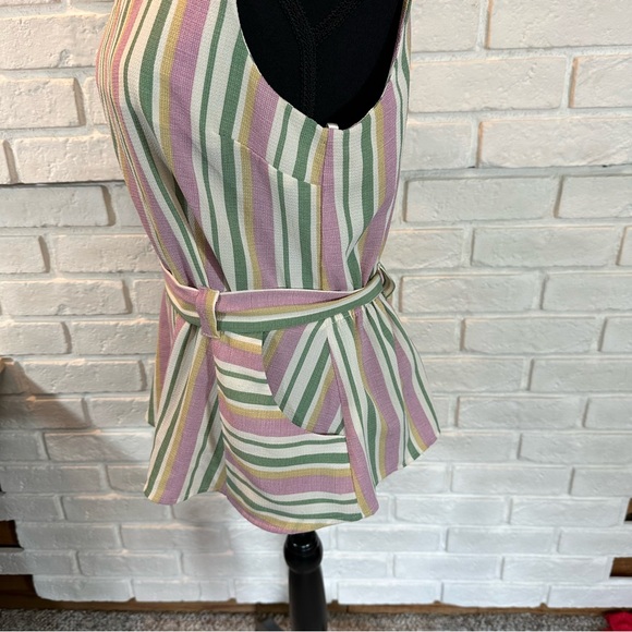 Pastel Sleeveless Top with Peplum and Tie Detail and square neckline Size L - Picture 2 of 14